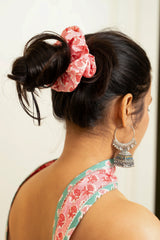 Pink Butta Floral Scrunchie