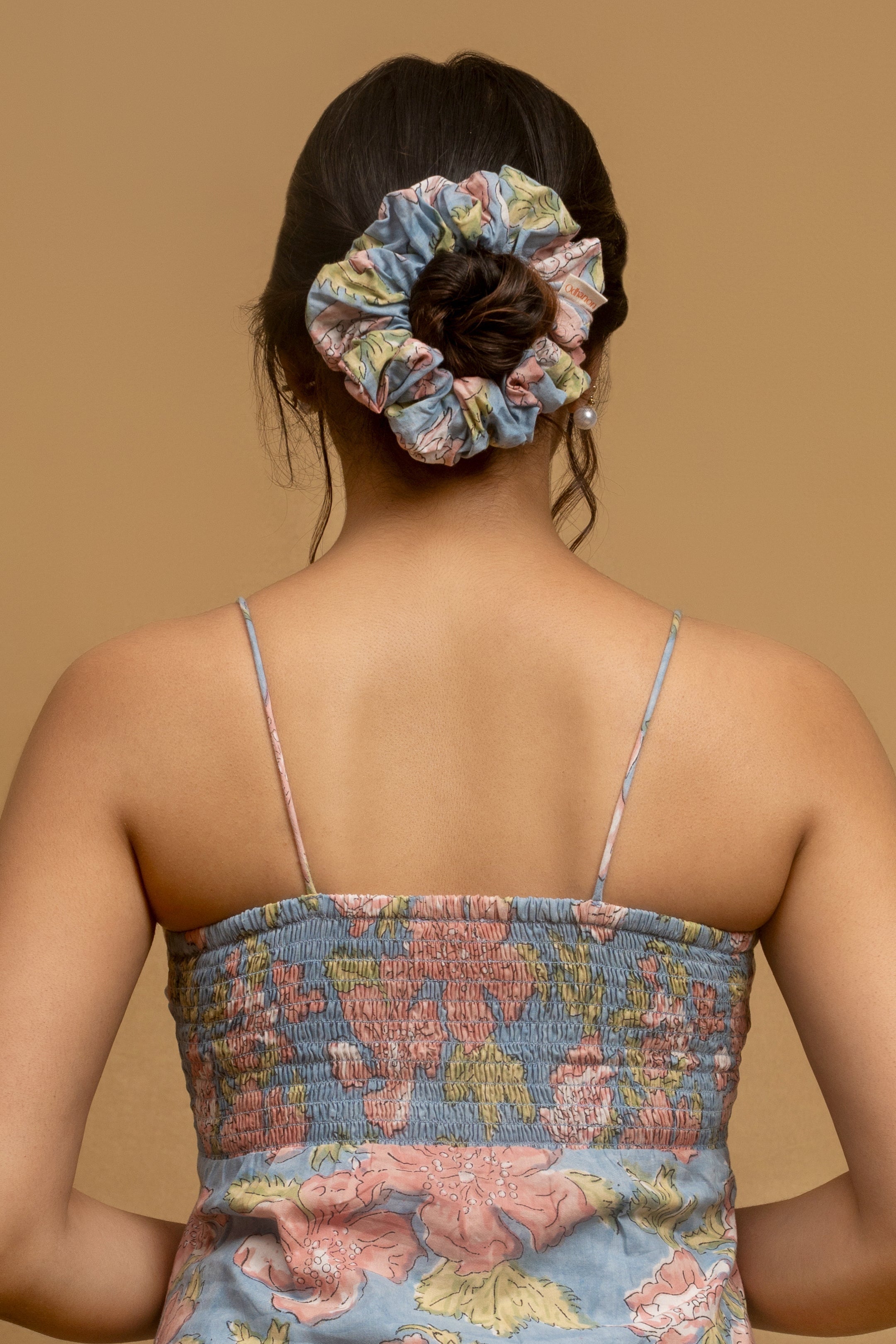 Blue Big Florals Scrunchie - Odhanon