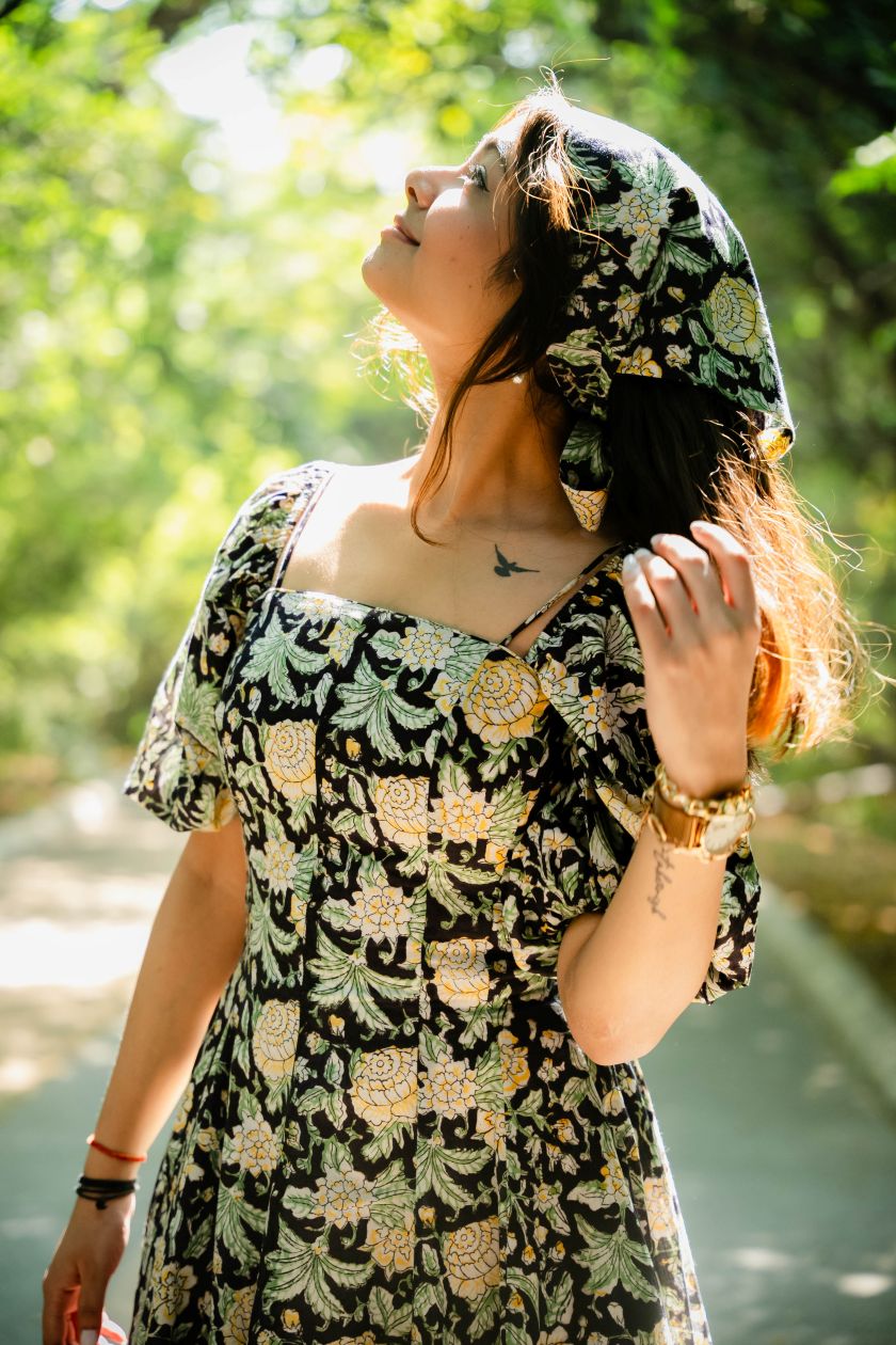 Black Florals Summer Bandana - Odhanon