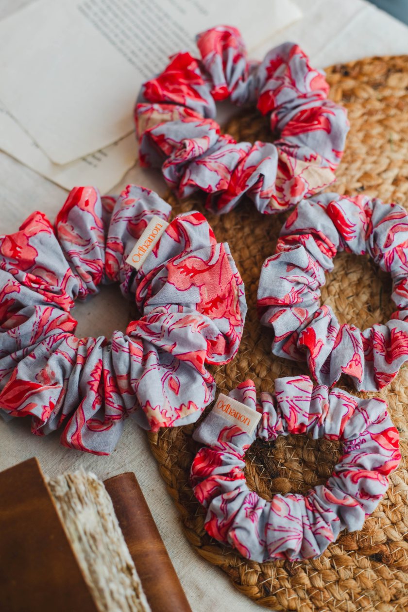 Hand Screen Pink Floral Scrunchie - Odhanon
