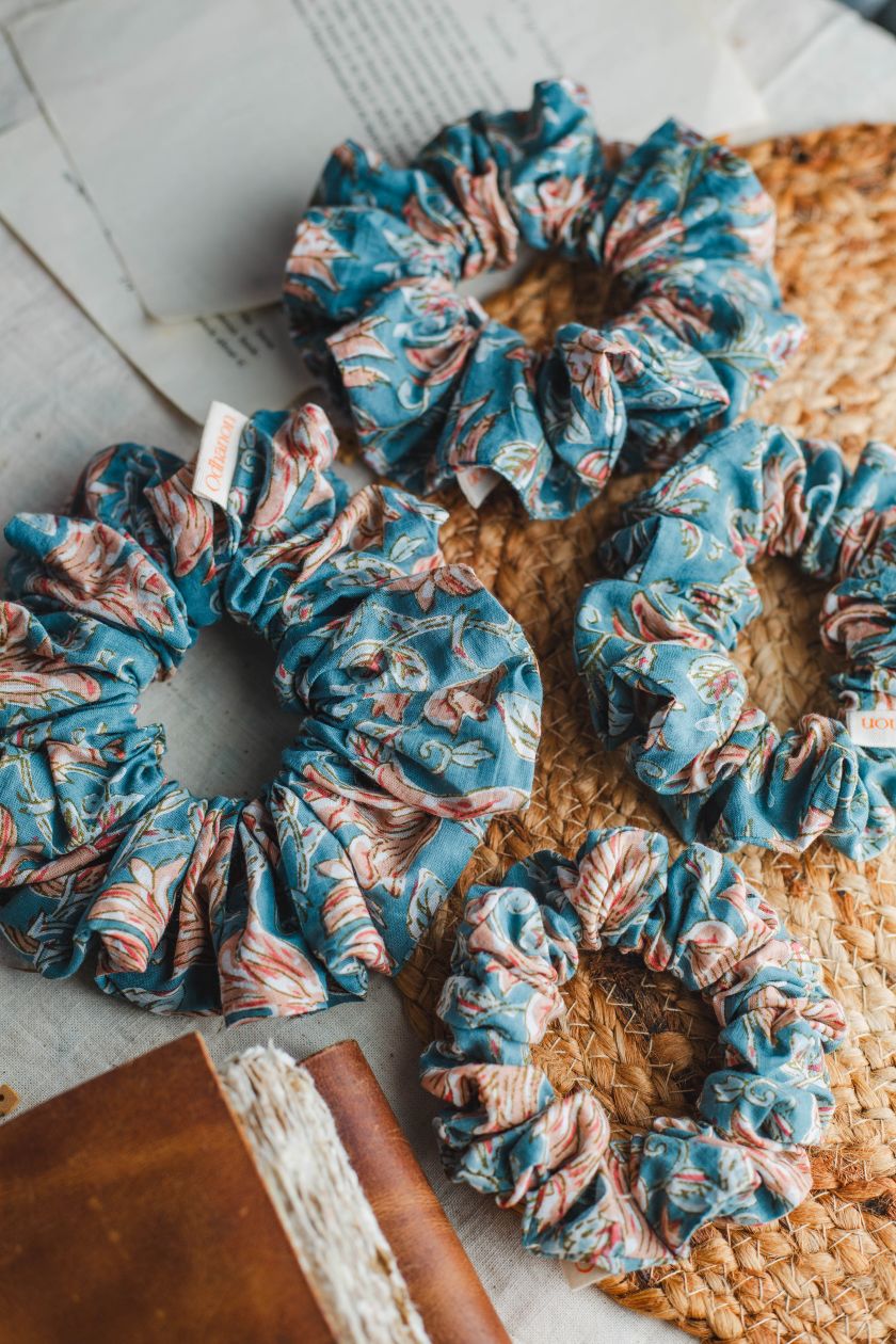 Cute Hair Scrunchies Set