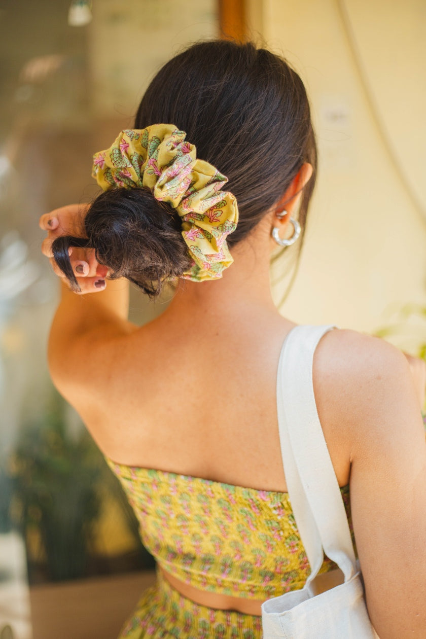 Green Butta Cotton Scrunchy - Odhanon