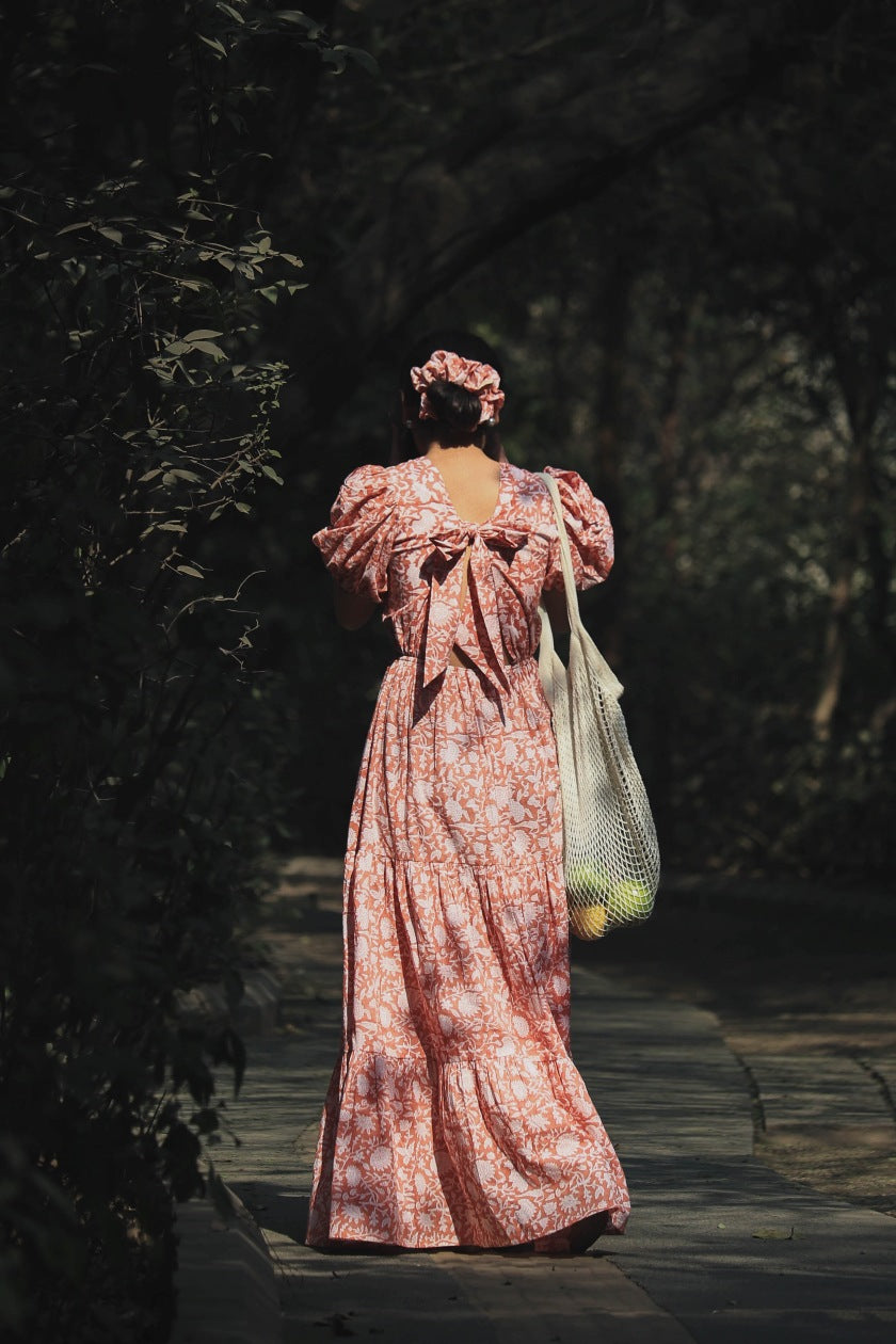 Fit and Flare Maxi Dress - Odhanon